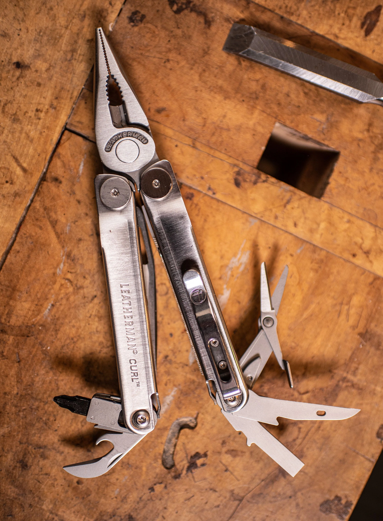 Višenamjenski alat Leatherman Curl - stainless