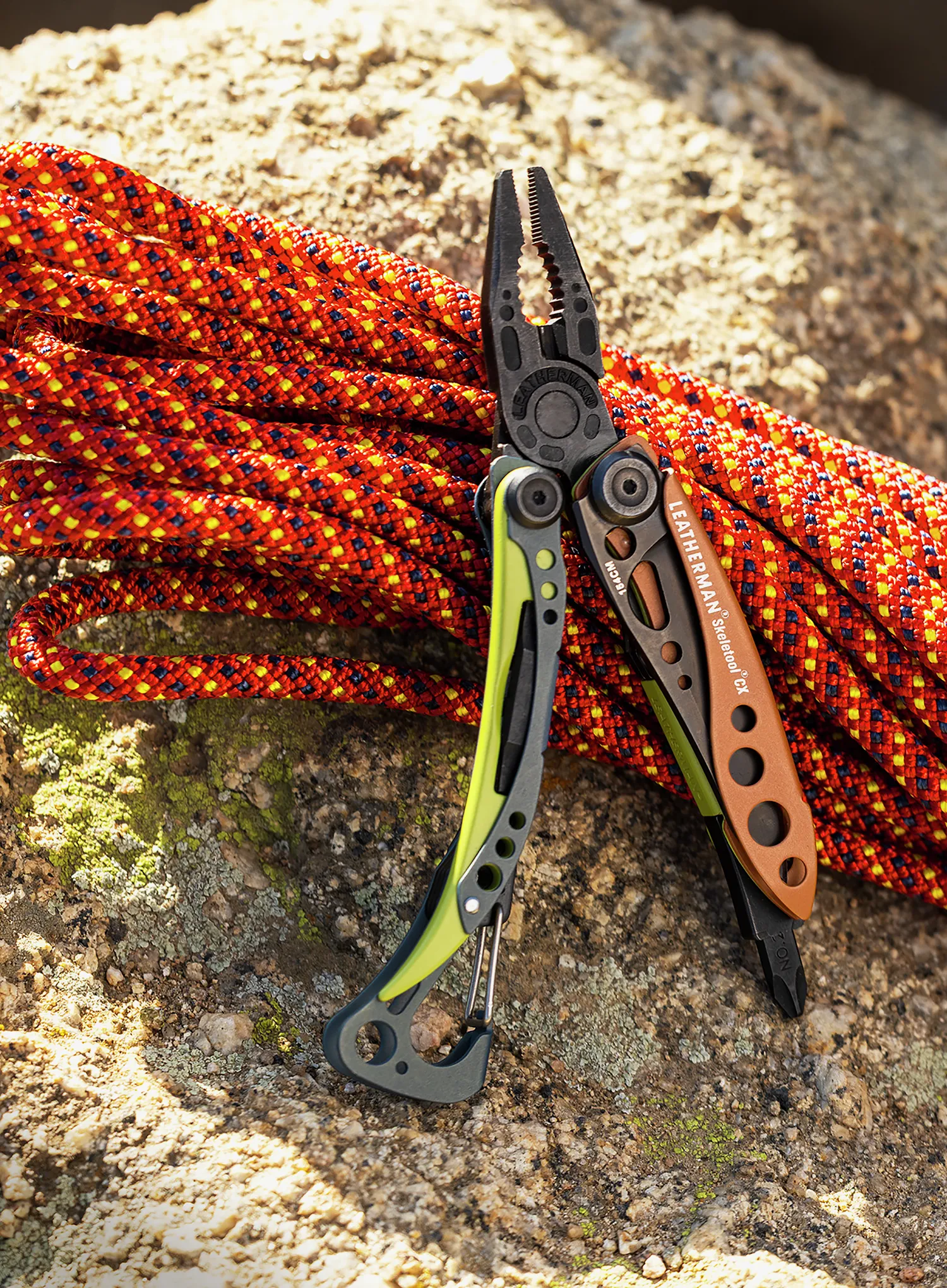 Višenamjenski alat Leatherman Skeletool Cx - aurora