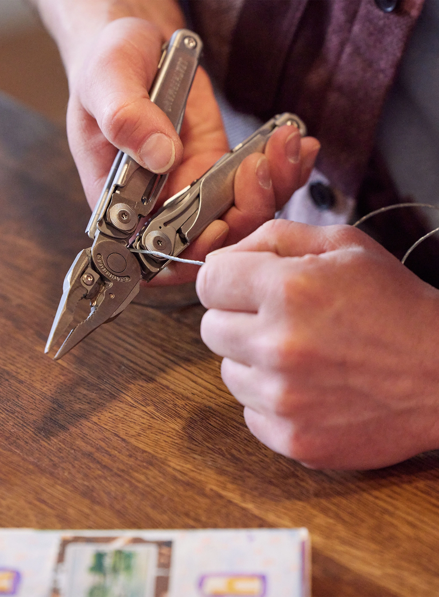 Višenamjenski alat Leatherman Surge - stainless