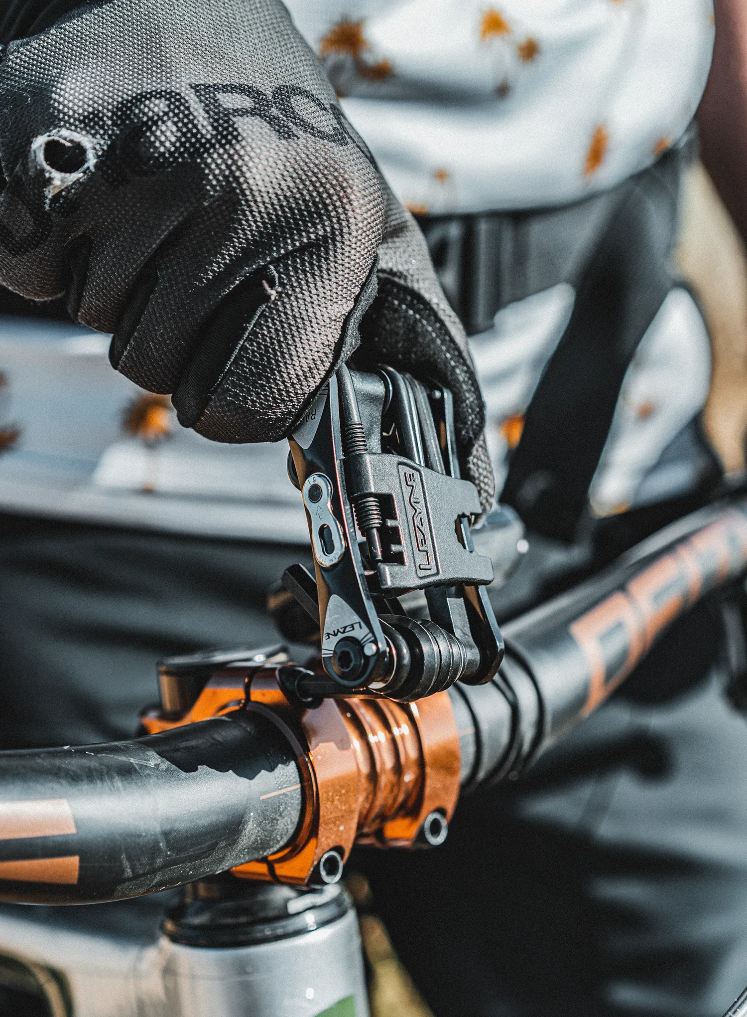 Multi-tool Lezyne Rap II CO2 25 - black