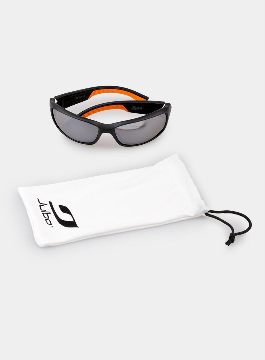 Sunčane naočale Julbo Run - matt black/orange