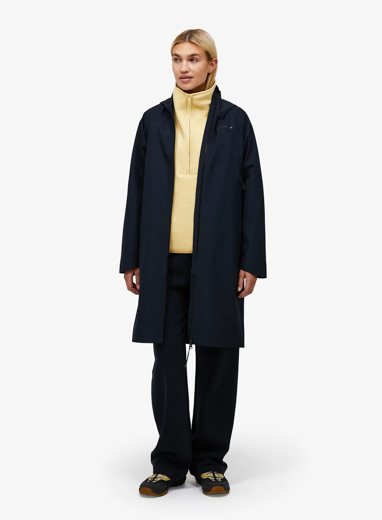 PeakPerformanceTreelineHIPE_2_5LShellParka_black_fw26_7333529042996_1_142.webp