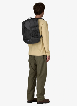 Urbani ruksak Patagonia Refugio Day Pack 30L - black