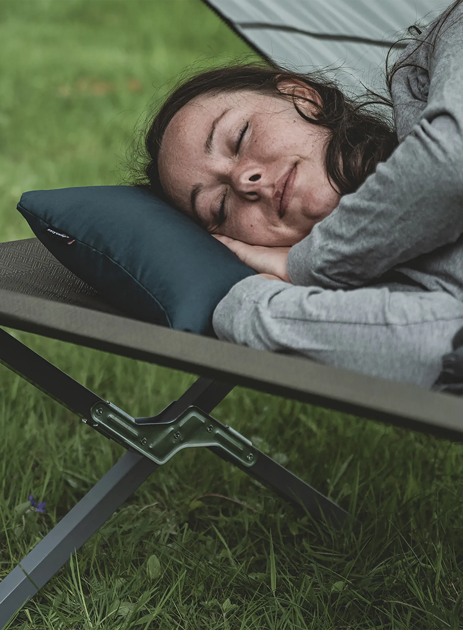 Putni jastuk Easy Camp Raven Compact Pillow