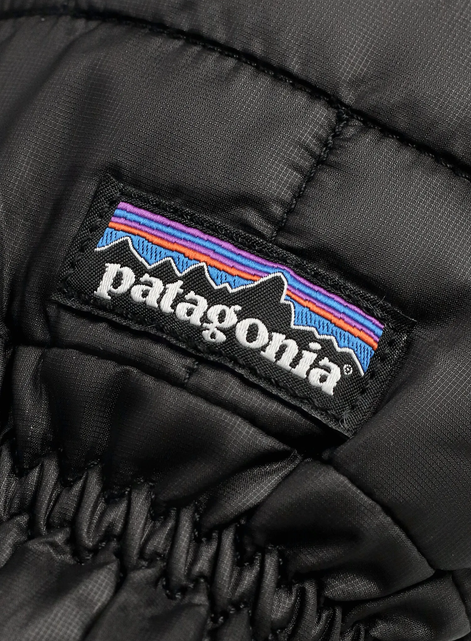 Rukavice Patagonia Nano Puff Mitts - black