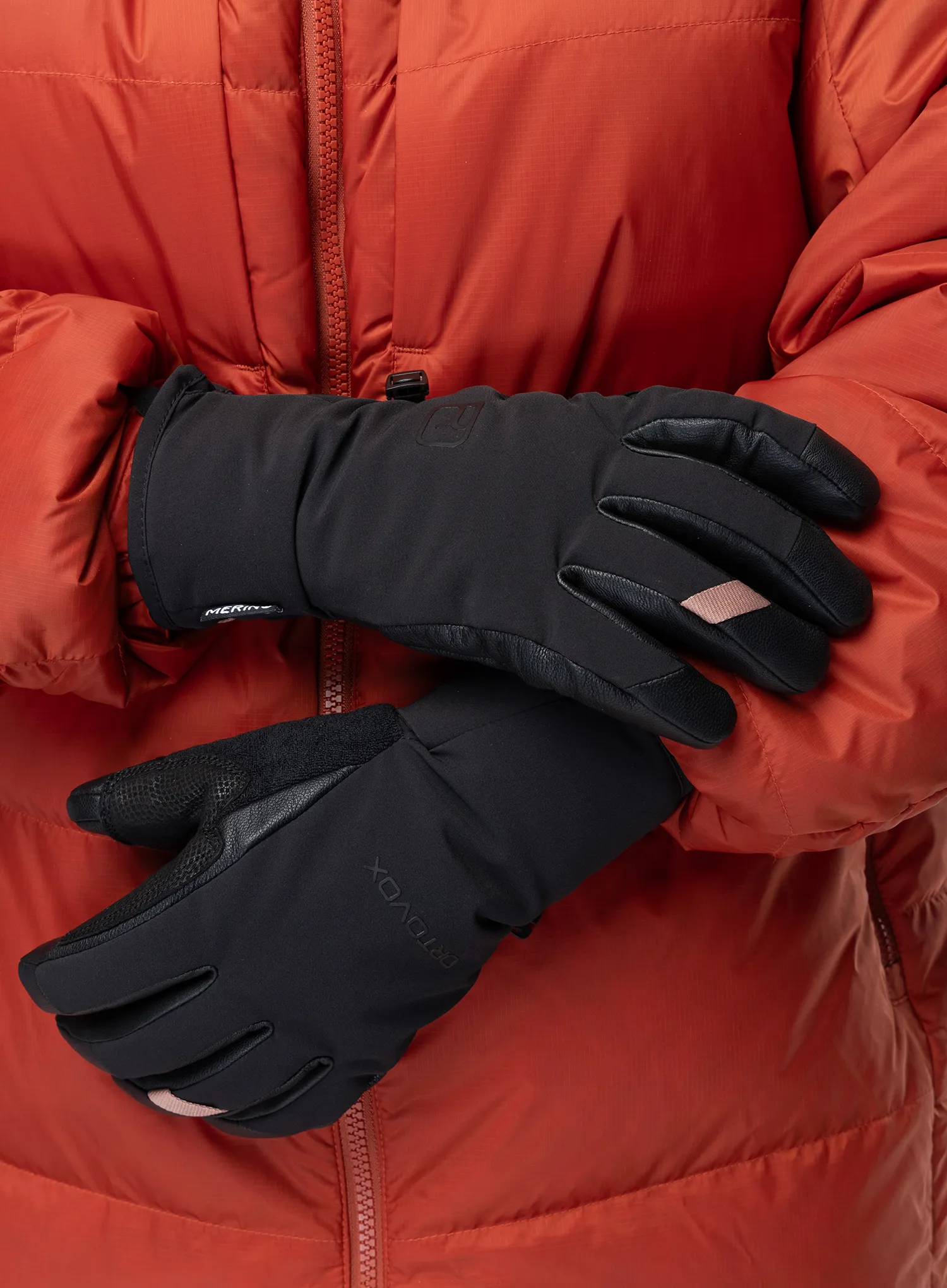 Ženske rukavice s membranom Ortovox Merino Mountain Glove - black raven/raven