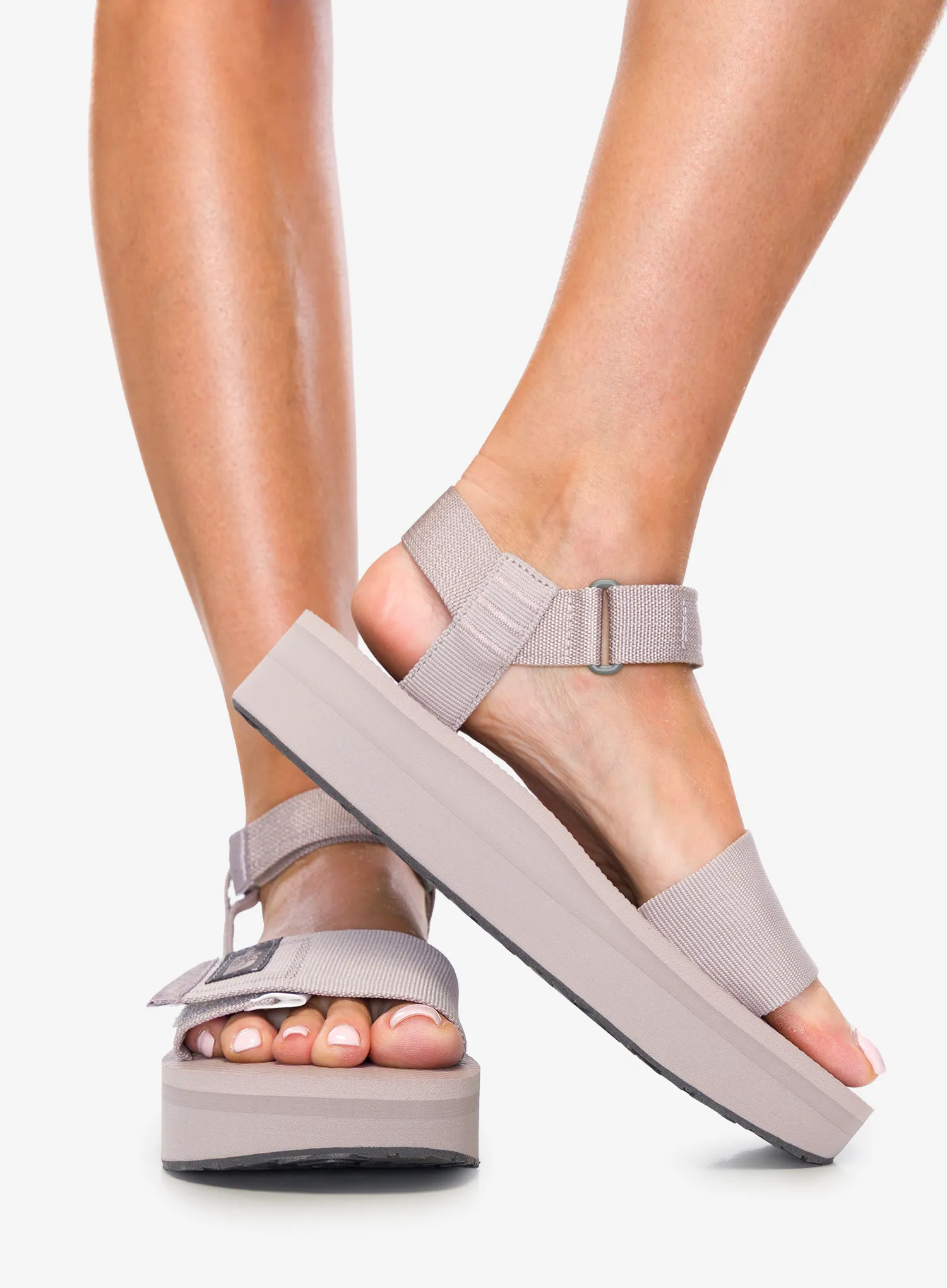 Ženske sandale The North Face Skeena Platform - moonstone grey/smoked pearl