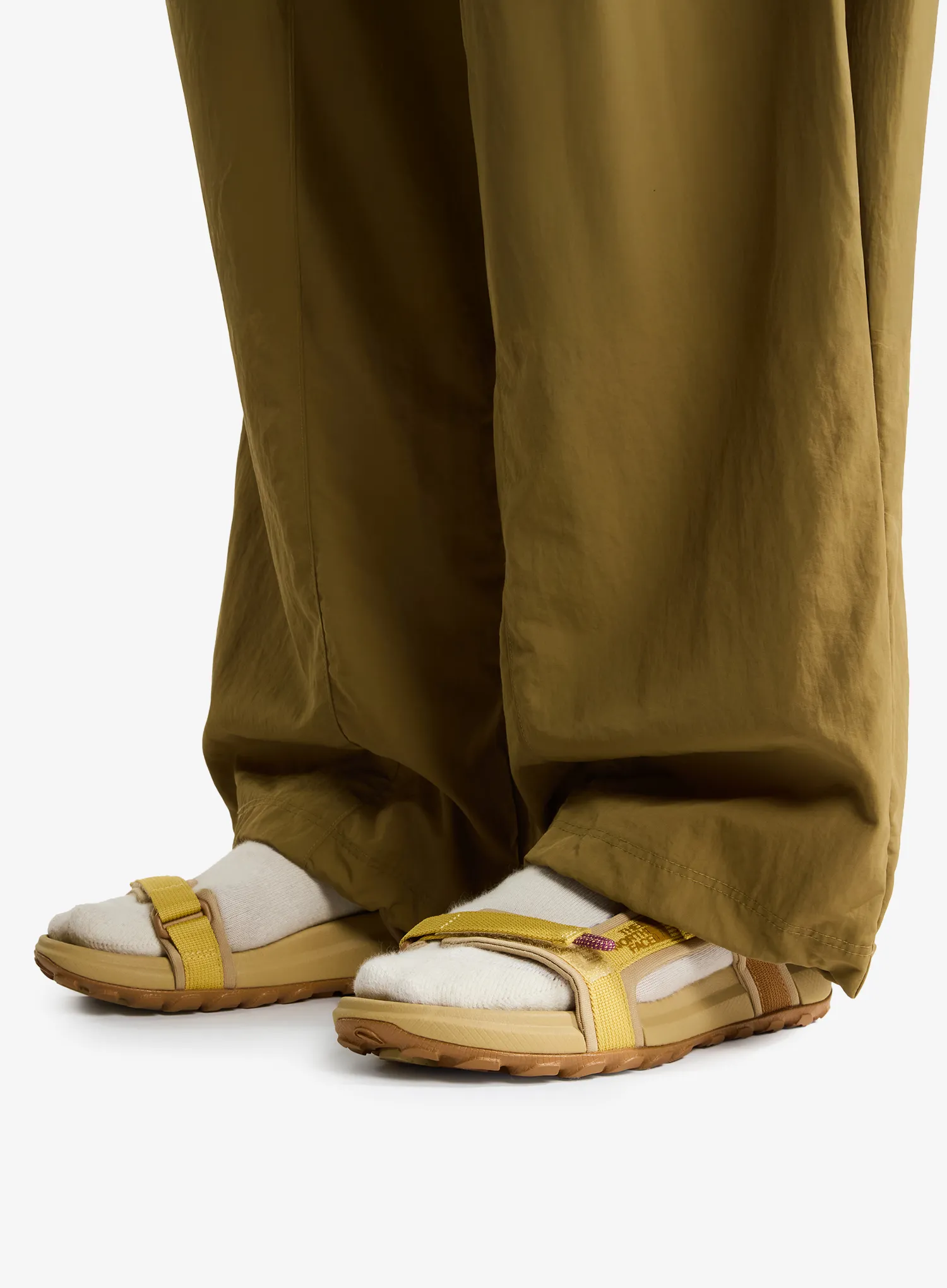 Ženske planinarske sandale The North Face Explore Camp Sandal - honeyed sand/utility brown
