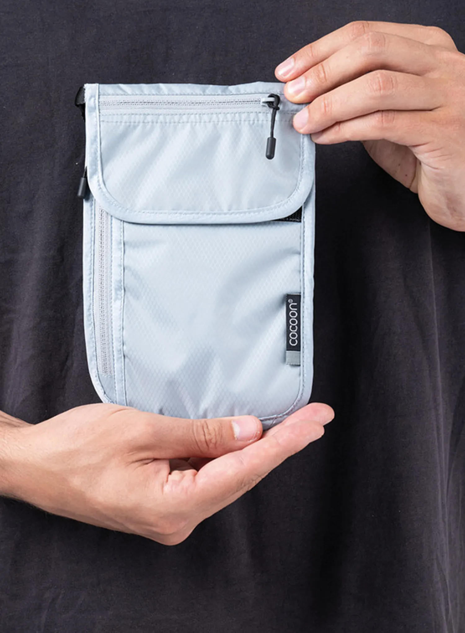 Torbica Cocoon Travel Neck Wallet - star grey