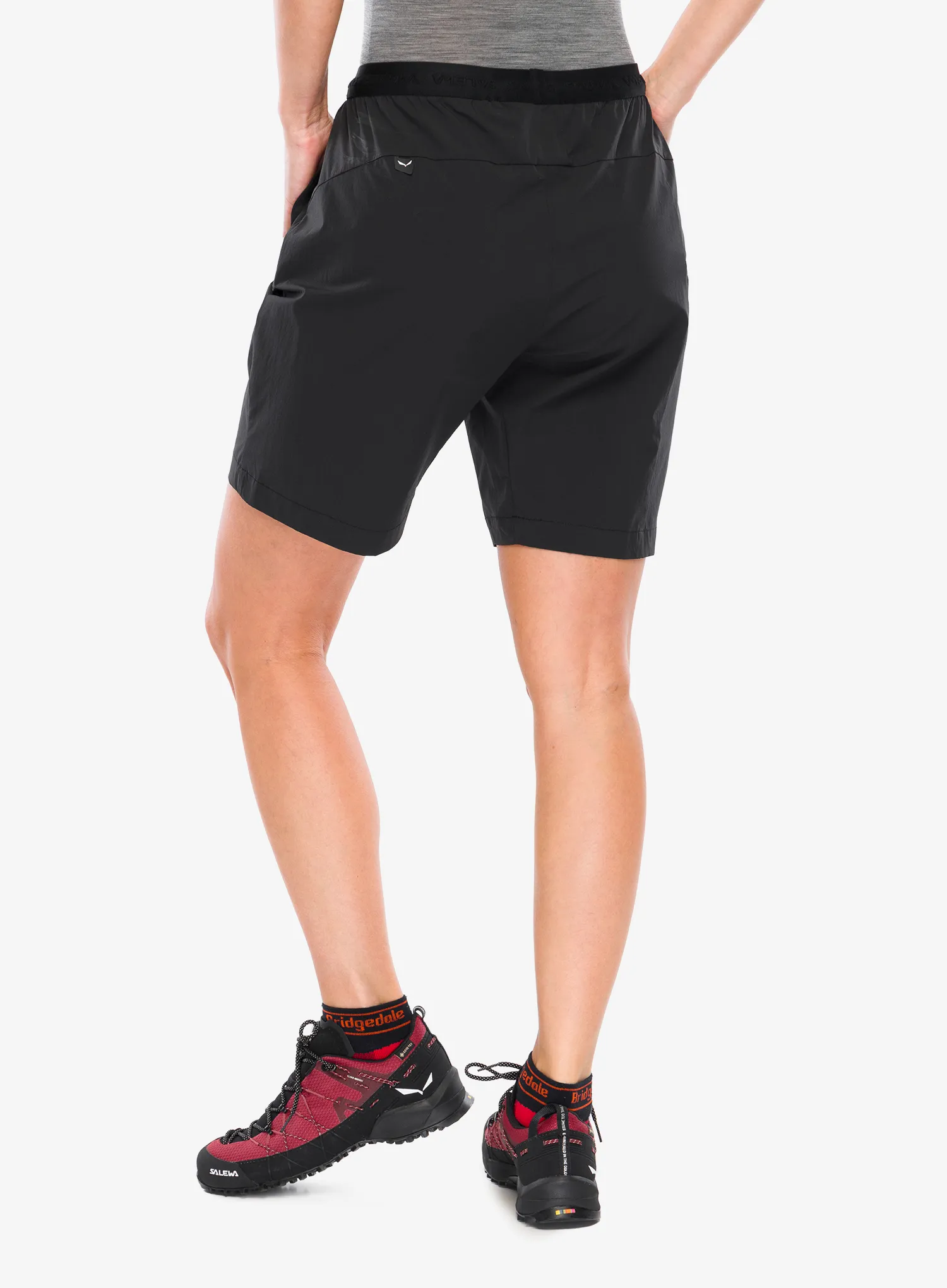 Ženske planinarske kratke hlače Salewa Puez 4 Shorts - black out