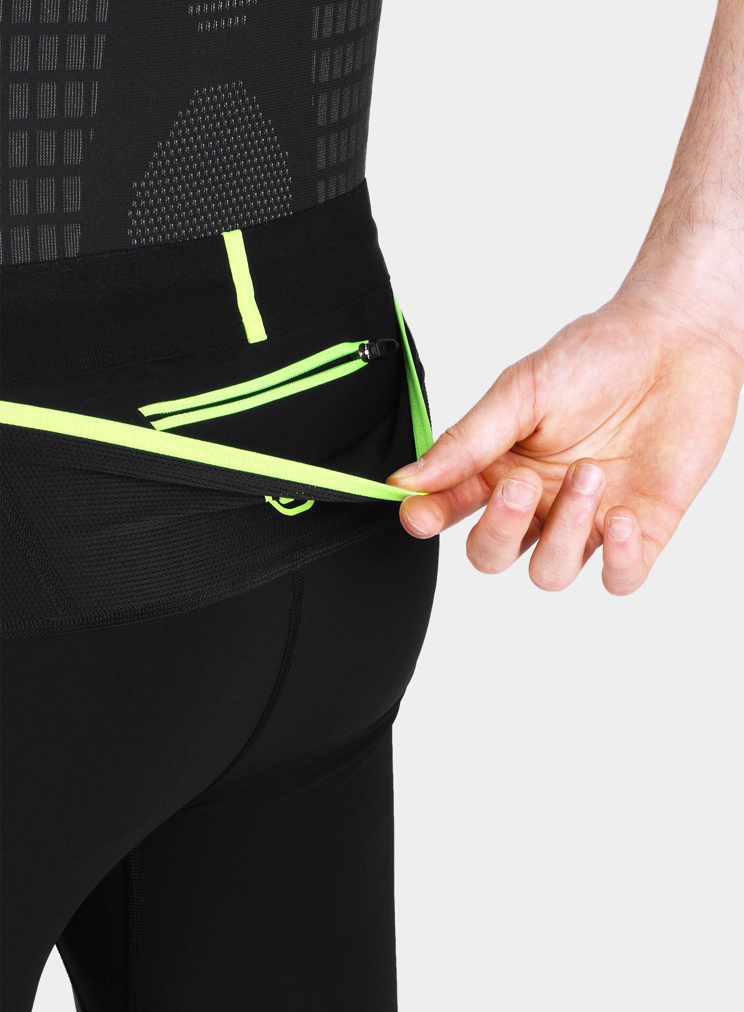 Kratke hlače za trčanje Dynafit Alpine 3/4 Tights M - black out
