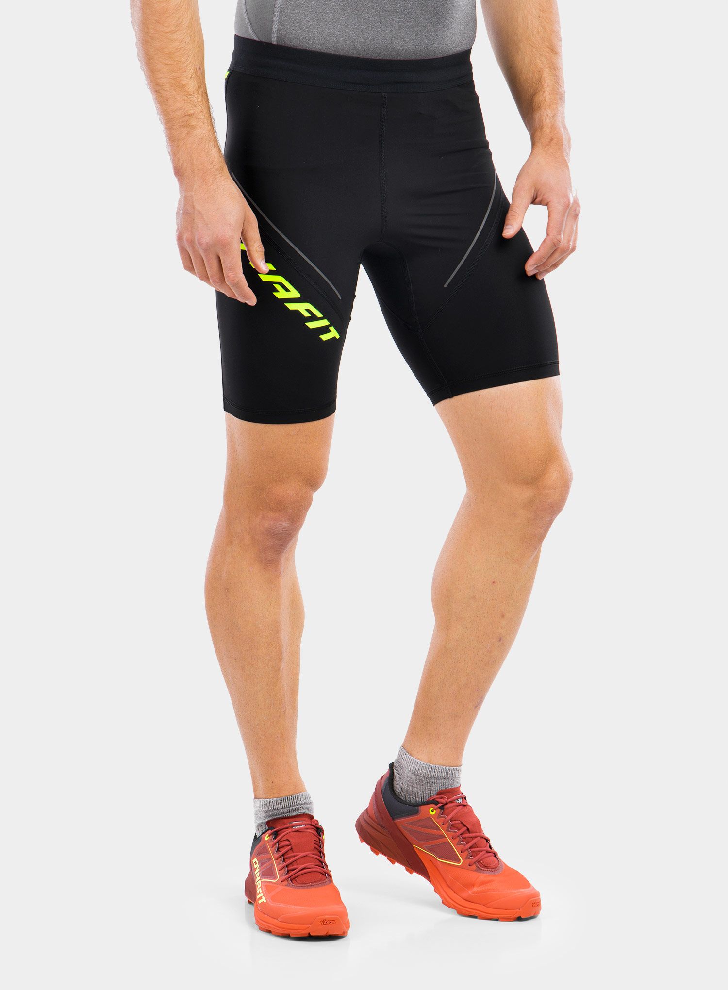 Kratke hlače za trčanje Dynafit Vert Short Tights M - black out