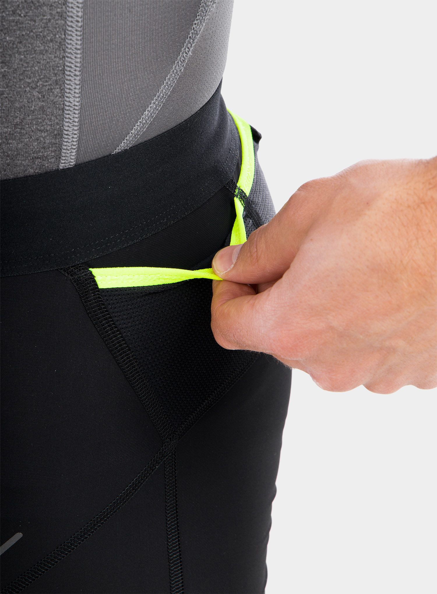 Kratke hlače za trčanje Dynafit Vert Short Tights M - black out