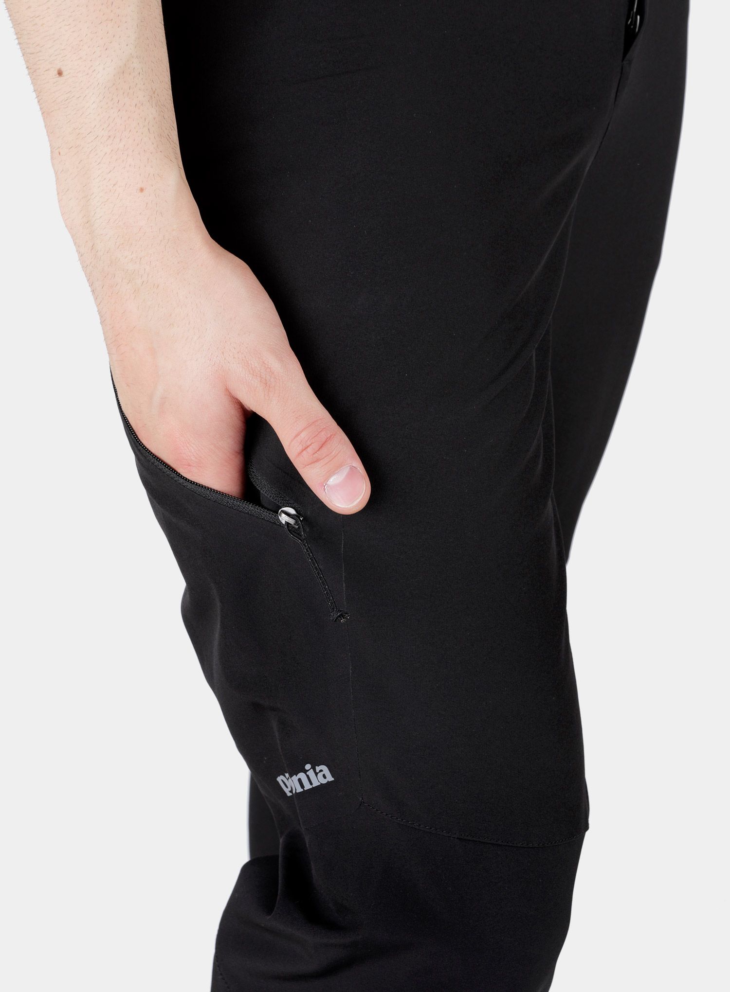 Hlače Patagonia Simul Alpine Pants - black