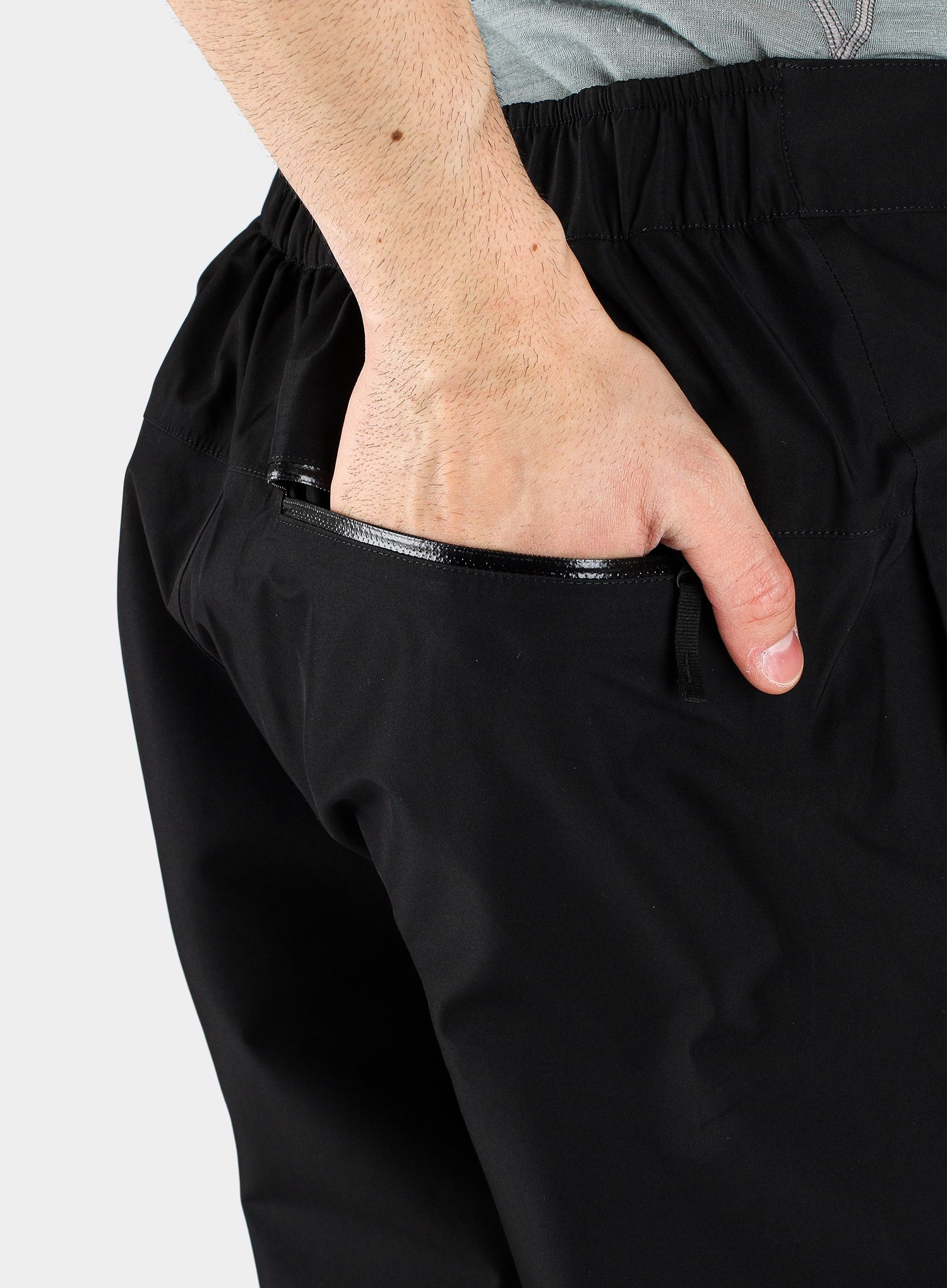 Hlače The North Face Dryzzle FUTURELIGHT Full Zip Pant - tnf black