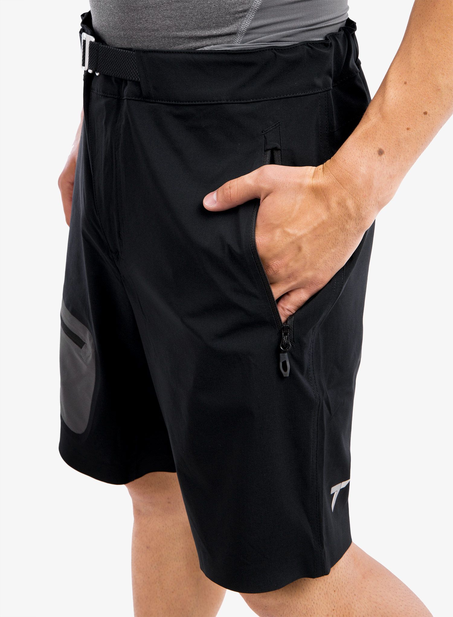 Muške kratke hlače Columbia Titan Pass Short - black