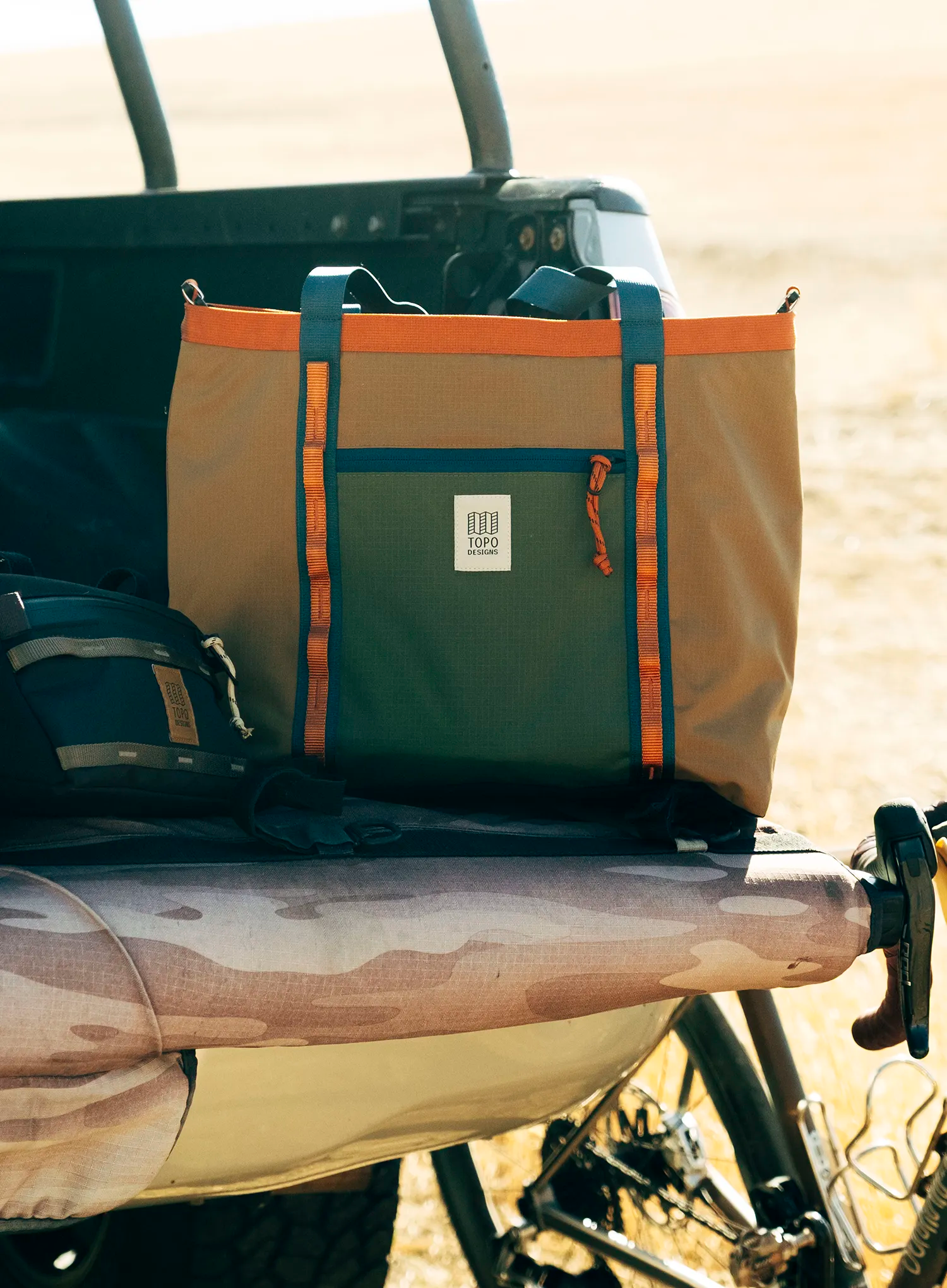 Torba za volan Topo Designs Bike Bag - woodland/terracotta