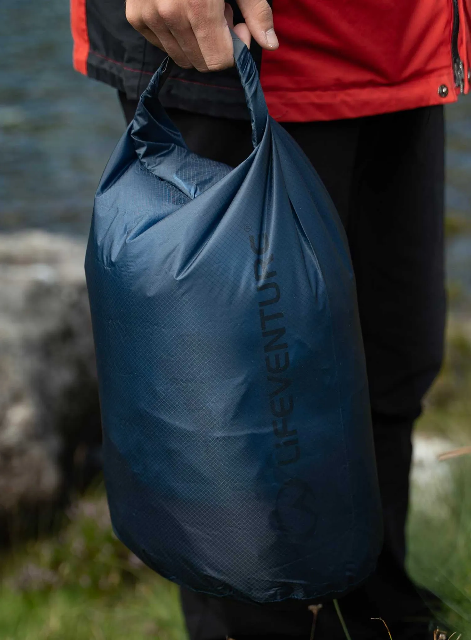 Vodootporna vreća Lifeventure Ultralight Dry Bag 10 l - navy